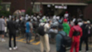 [앵커출동] 35시간 만에 투표함 반출&hellip;현장엔 '이것'까지?