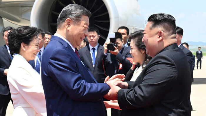 BREAKING: Kim Jong-un and Xi Jinping Hold Summit in Pyongyang, Reports People's Daily