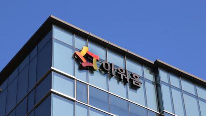 Police and Labor Ministry Raid Ourhome's Yongin Plant 2 Following Worker Entrapment Accident