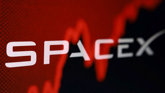 Early Inclusion of SpaceX in Major Indices Sparks Warning of 'Reflexive Loop' in Stock Price