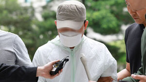 70만 원 노리고 슈퍼마켓 업주 살해한 40대 강도 구속