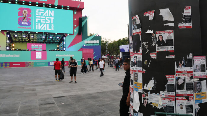 A missing persons flyer is posted in a square set up for World Cup promotion in downtown Guadalajara, Mexico, on the afternoon of June 9 (local time), ahead of the 2026 World Cup (Photo: Yonhap News)