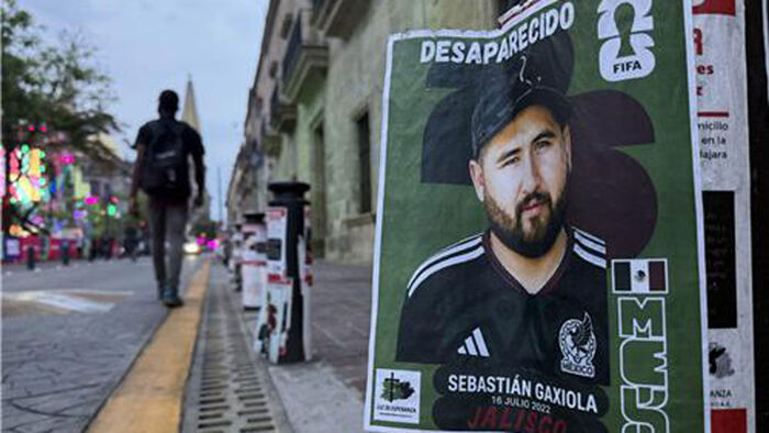 A missing persons flyer specially made to coincide with the World Cup (Photo: Yonhap News)