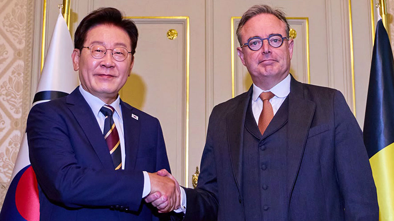 한-EU 정상회담…"러시아에 대한 북한 지원 규탄"