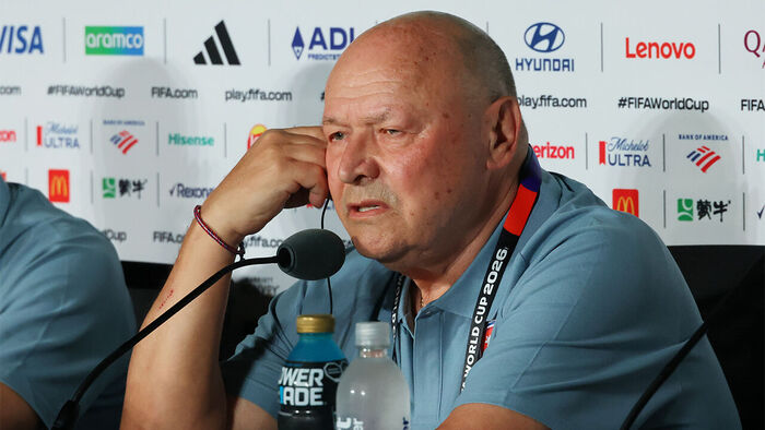 Czech Coach Praises Kim Seung-gyu's 'Save Show': "I Don't Know How He Stopped That Shot from So Close"