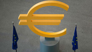 긴축 신호탄 쏜 ECB&hellip;"필요하면 7월도 금리 인상"