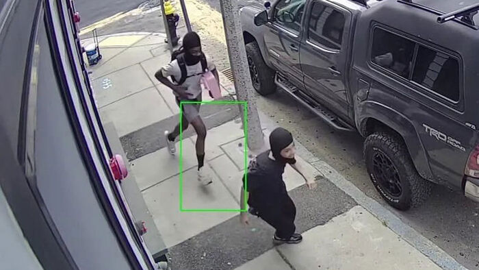 Armed Robbers Target Children's Lemonade Stand in U.S. Neighborhood