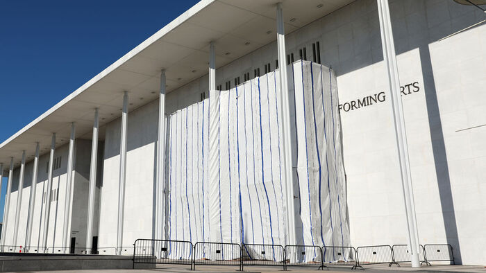 Kennedy Center Removes Trump's Name; Removal Process Streamed Live