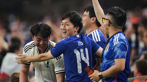 Japan Draws 2-2 Against Netherlands in 'Group of Death' After 88th-Minute Equalizer