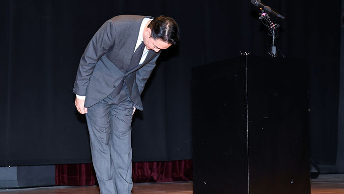 JoongAng Group Vice Chairman Hong Jeong-do: "Rehabilitation Filing Inevitable… Apologies to Creditors and Shareholders"