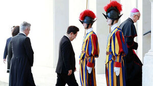 President Lee Invites Pope Leo XIV to Visit South Korea Next Year