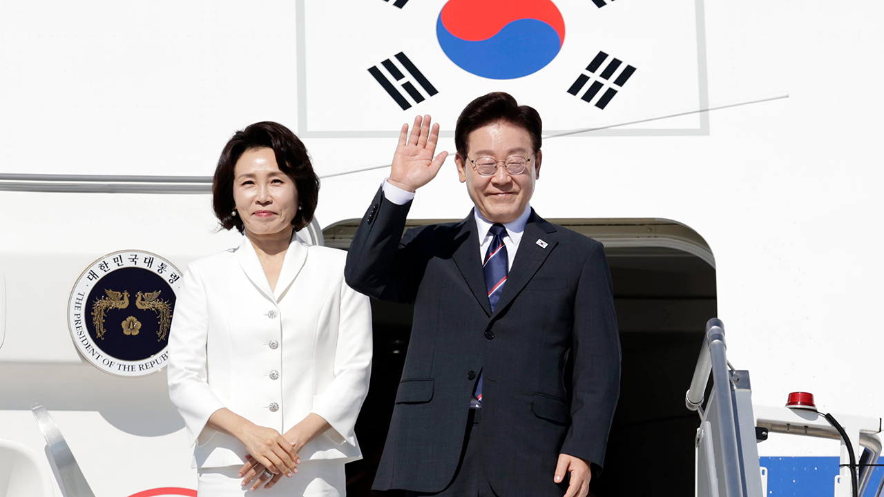 이 대통령, 'G7 회의' 프랑스 에비앙으로 출발…한미 정상 만남도 이뤄질까
