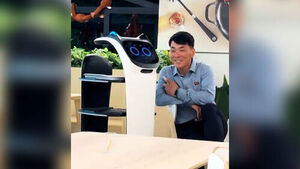Serving Robots and QR Payments: A Glimpse into Modern Pyongyang