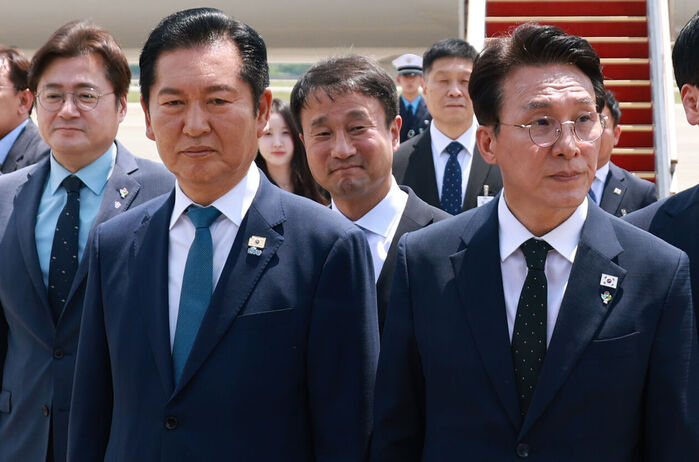 김민석,정청래 나란히 선