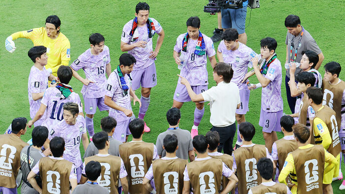 BREAKING: South Korea 0-0 Mexico (First Half Ends)