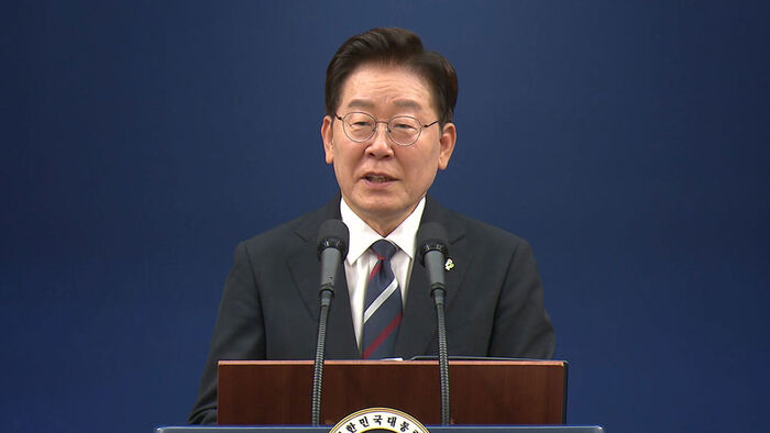 BREAKING: President Lee Says He Agreed with Trump on Importance of Shipbuilding Cooperation, Discussed Building U.S. Naval Vessels