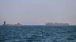 Iranian Military Re-closes Strait of Hormuz, Citing U.S. and Israeli Violations of Cease-fire MOU