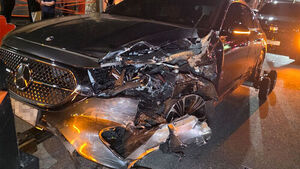 Drunk Driver Crashes Into Oncoming Traffic With Two Children in Car; Five Injured