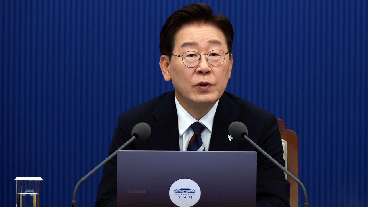 이 대통령 "국가경쟁력도 나아져…작은 차이 넘어 힘 모아주길"