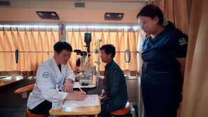 Seniors Line Up for 'Doctor Bus'&hellip; Moving Beyond Mobile Clinics to Telemedicine