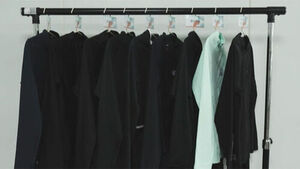 Women's Rash Guards Show Differences in Drying Speed, All Offer Excellent UV Protection