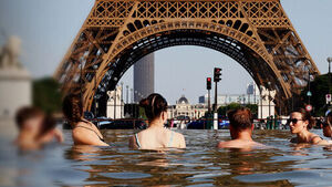 Is Air Conditioning a Necessity or a Luxury? 'Killer Heat' Becomes a Presidential Campaign Issue in France