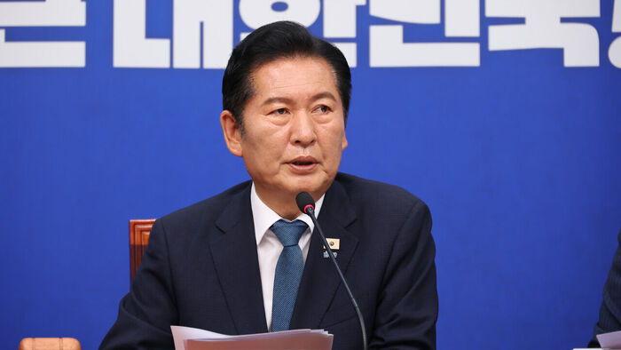 정청래, 당 대표직 전격 사퇴&hellip;사실상 연임 도전 수순