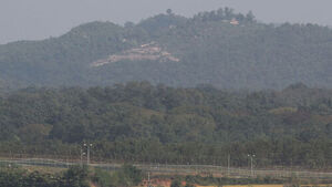 JCS: North Korean Soldier Defects Across Central Frontline