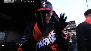Lee Jung-hoo Hits Massive Home Run, Cheers for World Cup Team