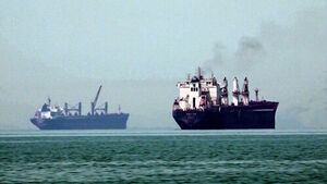 Five More South Korean Vessels Pass Through Strait of Hormuz; 13 Remain