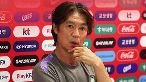 Hong Myung-bo Holds Press Conference Day After Shock Defeat; Explains '3rd Place in Group'