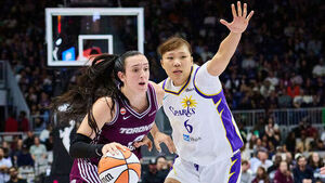 WNBA's Mabrey Scores 53 Points Against LA, Tying Single-Game Record