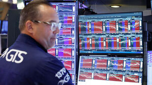 Wall Street Slips as Tech Stocks Face Valuation Concerns; Nasdaq Drops for 5th Day