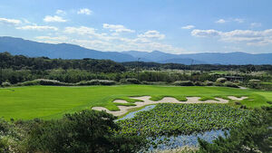 Supreme Court Rules Unilateral Reduction of Golf Club Membership Benefits Invalid