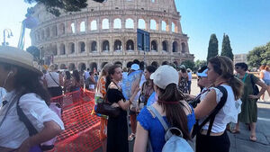 Europe Sweltering in Heatwave: Hungary Hits Record 42°C, 5 Deaths in Italy
