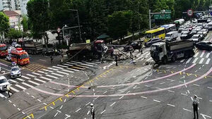 Major Multi-Vehicle Collision at Hwarangdae Intersection in Seoul... "2 Injured"