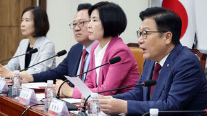 Chung Jeung-sik Calls President Lee's 'Administrative Guidance' on Semiconductor Investment a 'Confession of Government Intervention'