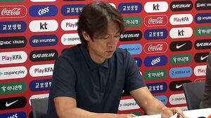 News Briefing: Today's Top Stories... Hong Myung-bo Resigns, Says "I Apologize to the People," Returning Home Tomorrow