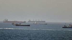 Iran and Oman Hold First Joint Committee Meeting on Strait of Hormuz: "Discussing Management Plans"