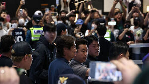 National Football Team Returns Home to Jeers After Failing to Reach World Cup Round of 32