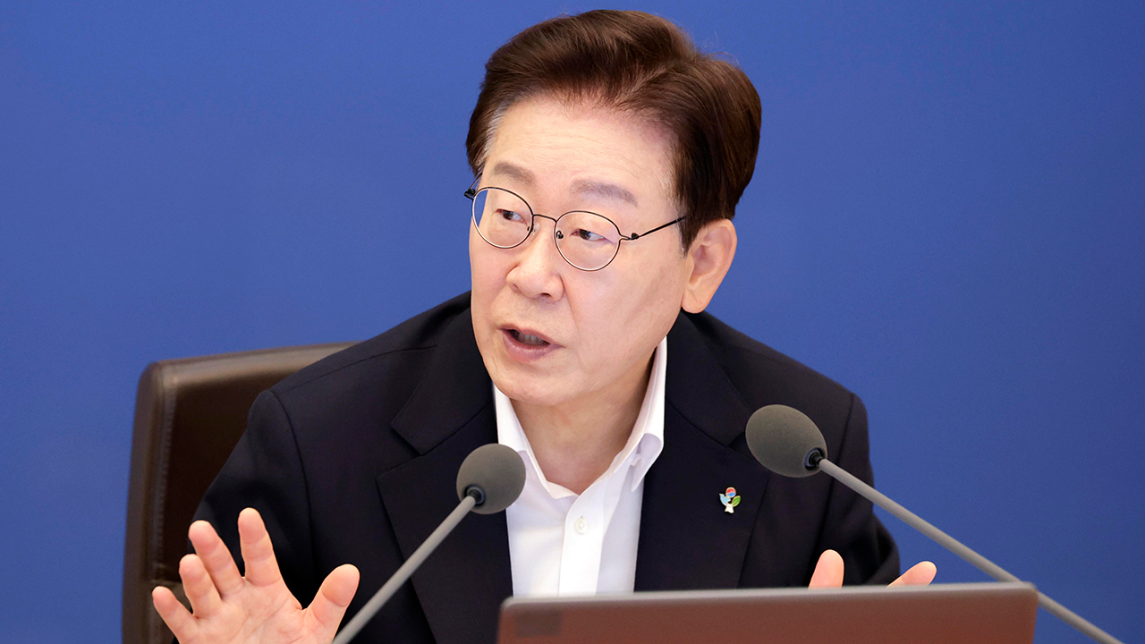 이 대통령 "이번 호남투자, 역사적 비교하면 조족지혈"