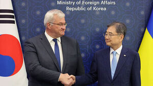 Ukrainian Foreign Minister: Seeking Resolution for North Korean POWs Under Geneva Convention and International Law