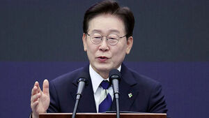 President Lee Holds 'Semiconductor Investment' Briefing in Gwangju: "Honam Investment Based on Economic Principles"