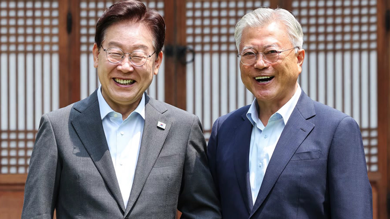 청와대에서 만난 이재명·문재인…"내부 단합" 한목소리 냈지만