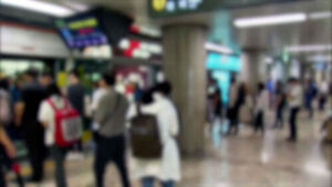 지하철 객실 문에 붙은 '흰 종이' 날벼락&hellip;한밤 긴급체포