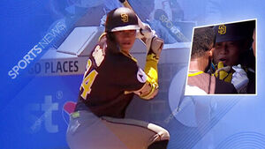Emotional First Big League Homer: Song Sung-mun Receives 'Finger Heart' Celebration