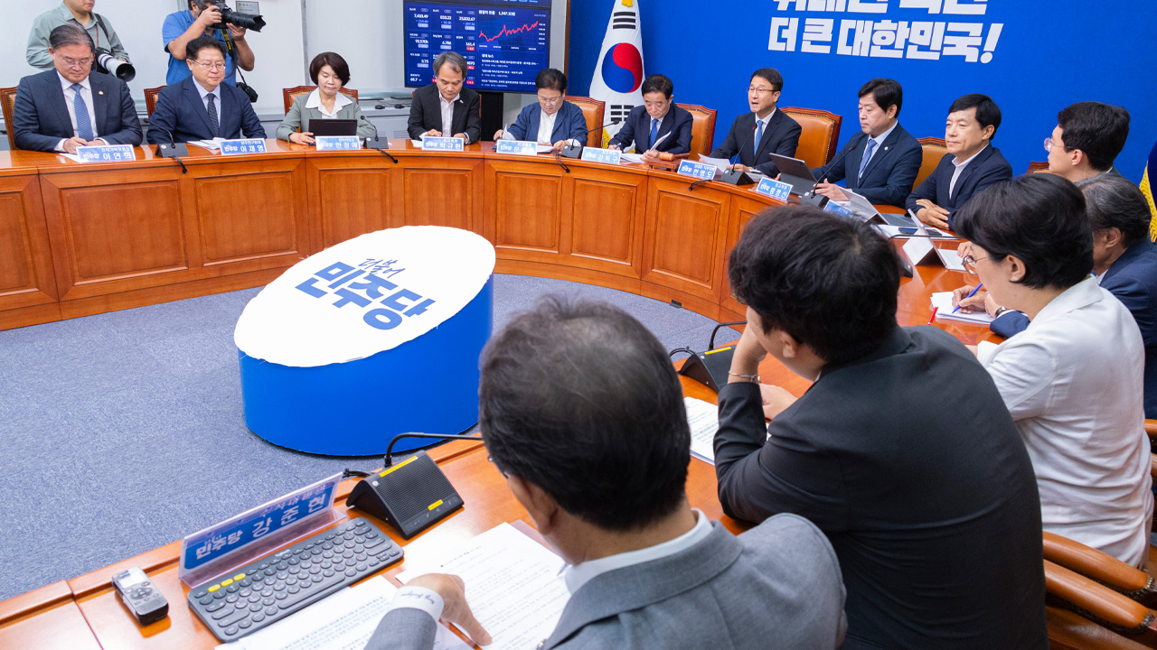 '속도전' 민주당, 워크숍서 메가특구 지원·검찰 개혁 전략 숙의