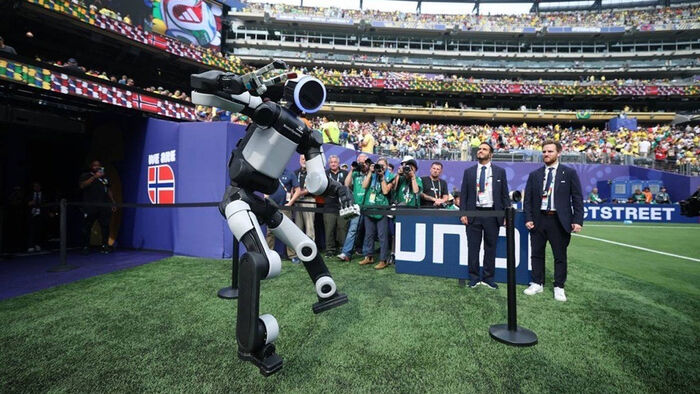 Atlas performing Harry Kane's celebration (Photo: Courtesy of Hyundai Motor·Kia, Yonhap News)