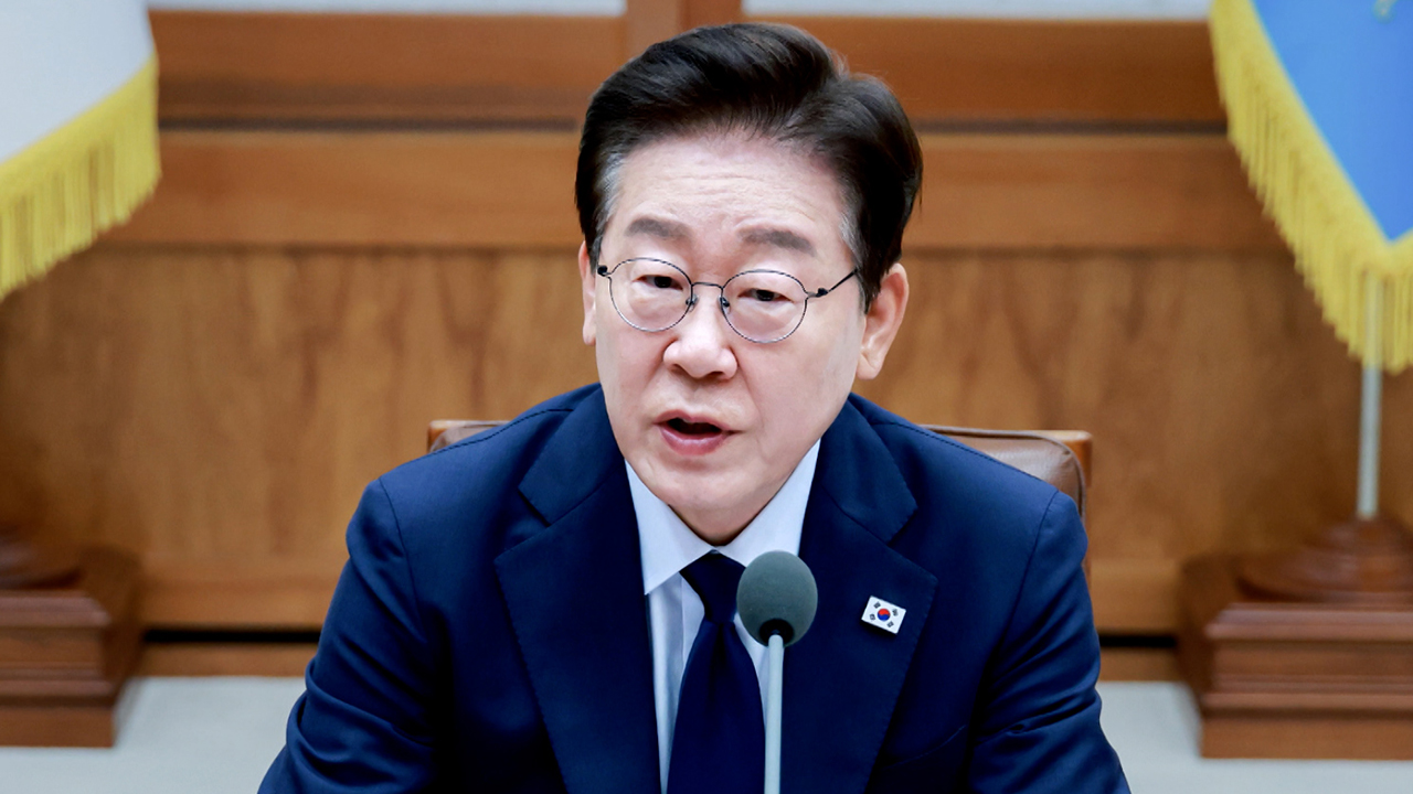 이 대통령, 캐나다 잠수함 수주 불발에 "K-방산 담대한 도전은 계속"