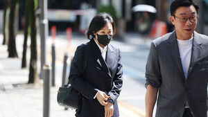 종합특검, '김건희 최측근' 유경옥 전 행정관 피의자 조사